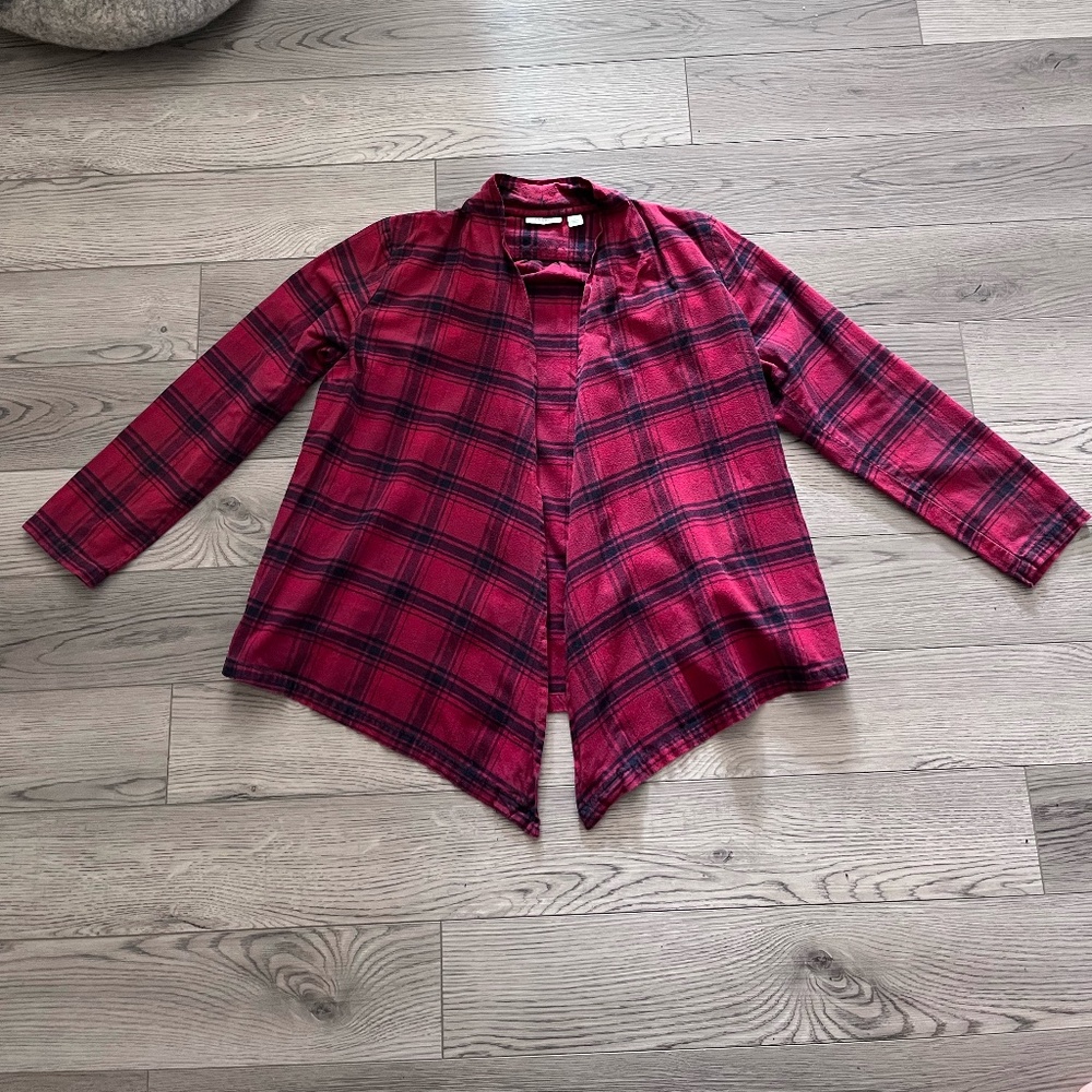 LL Bean Red Flannel with Navy Blue Plaid Open Front Over Shirt 100% Cotton